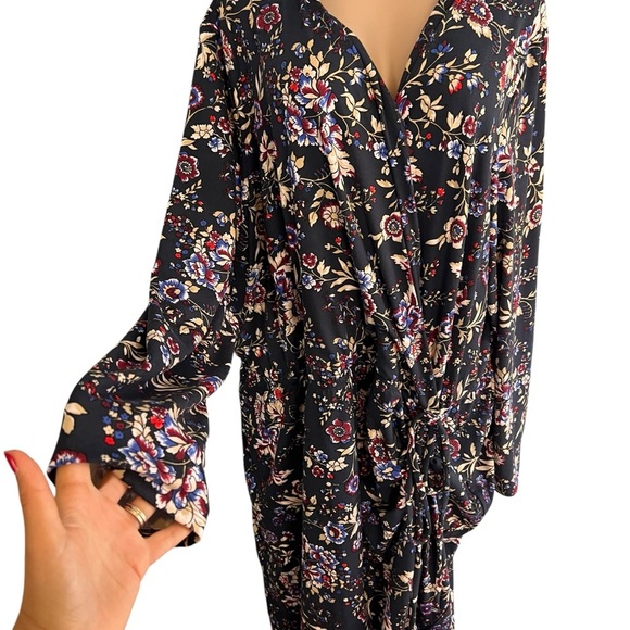 Lane Bryant Floral Blue Long Sleeve Ruched Dress - Picture 6 of 8